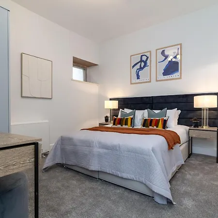 Апартаменты 60 Queens Road Бристоль