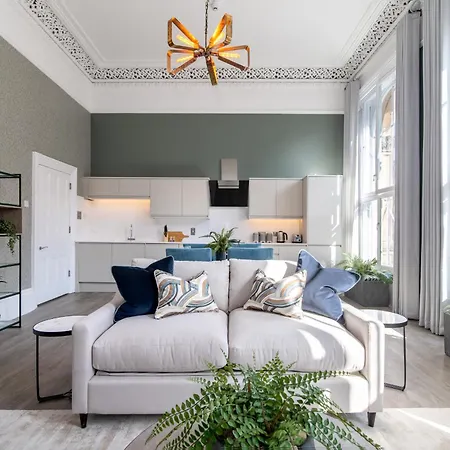 Апартаменты 60 Queens Road Бристоль
