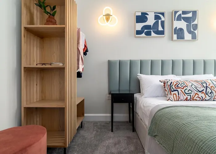 60 Queens Road Apartament