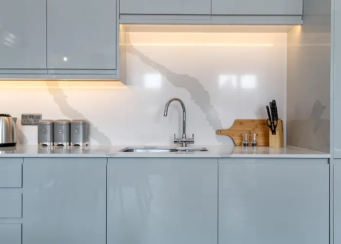 60 Queens Road Bristol